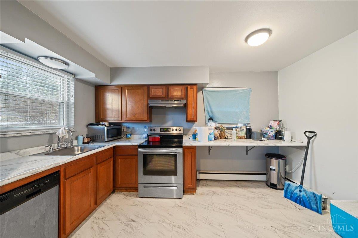 2465 E Galbraith Road