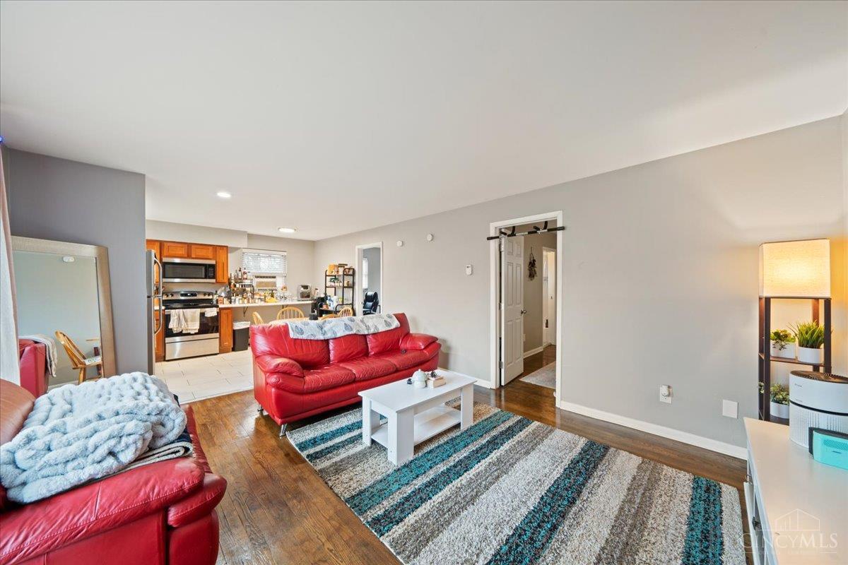 2465 E Galbraith Road