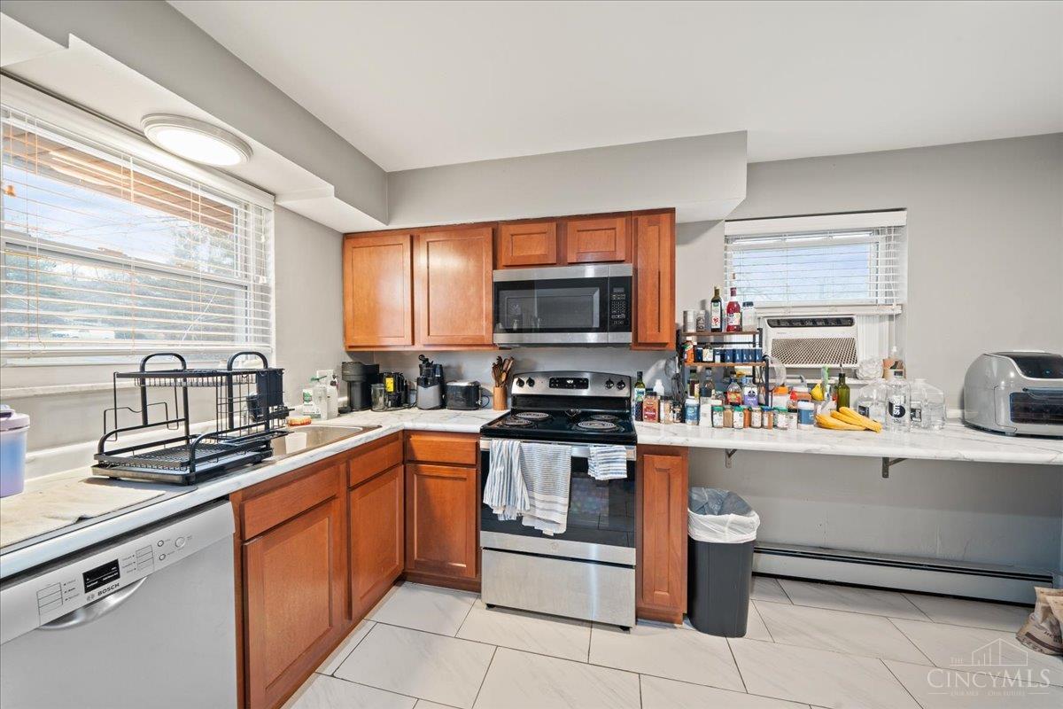 2465 E Galbraith Road