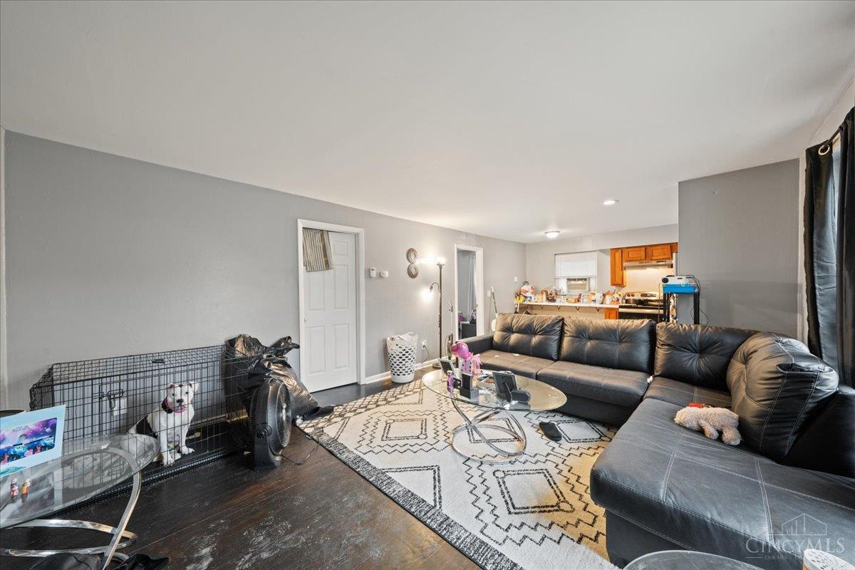 2465 E Galbraith Road