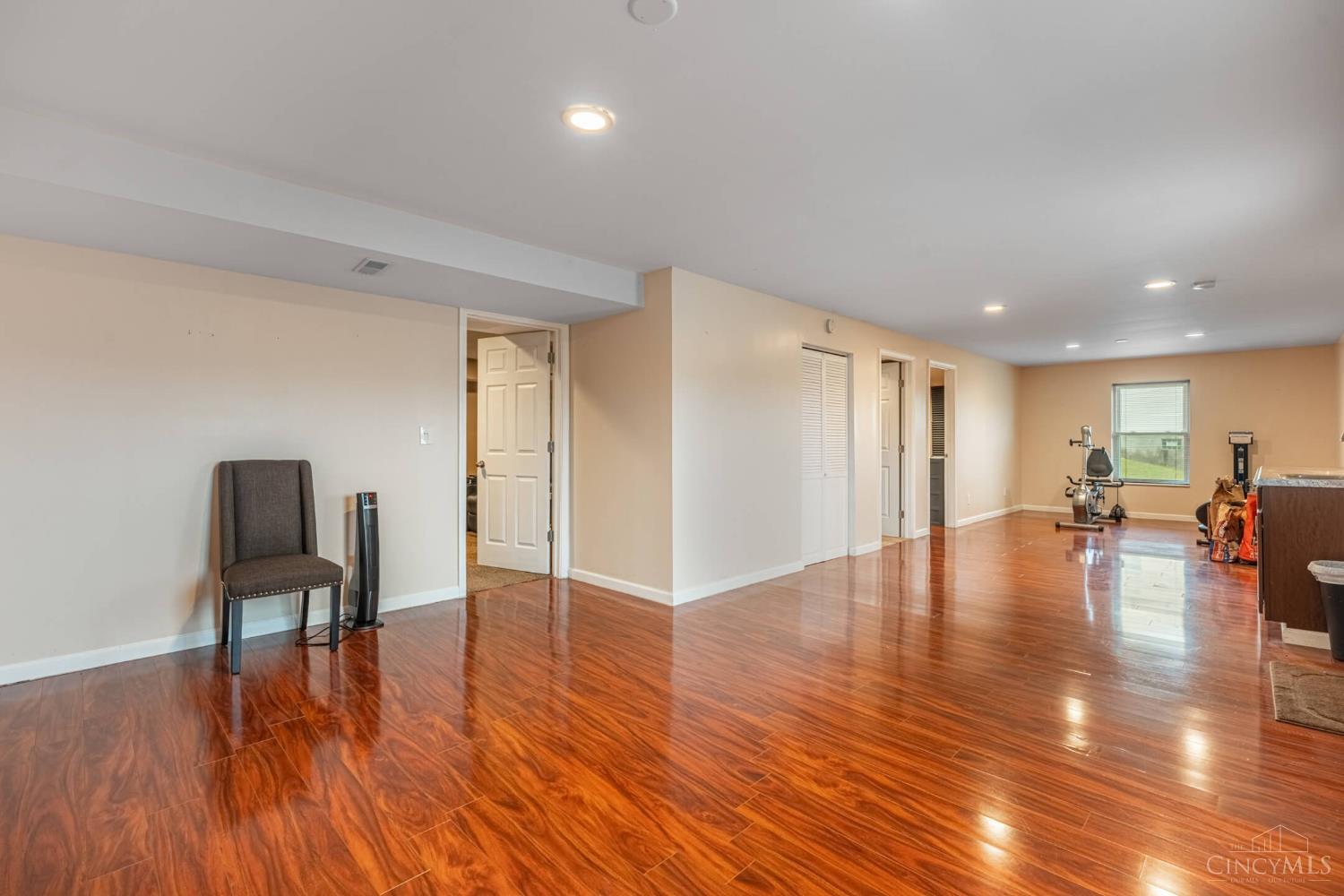 3328 Brodbeck Place