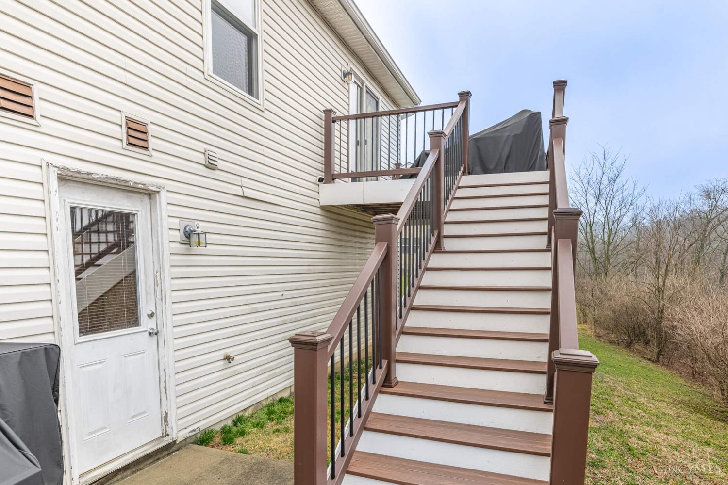 3328 Brodbeck Place
