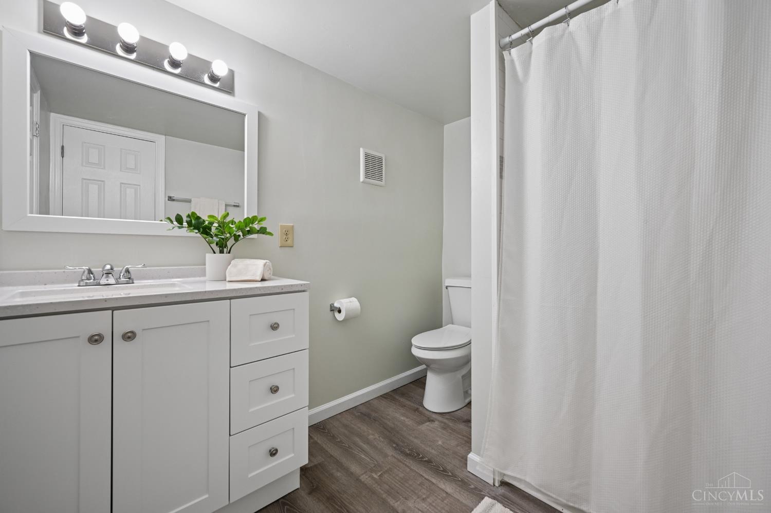 4052 Mcfarran Avenue