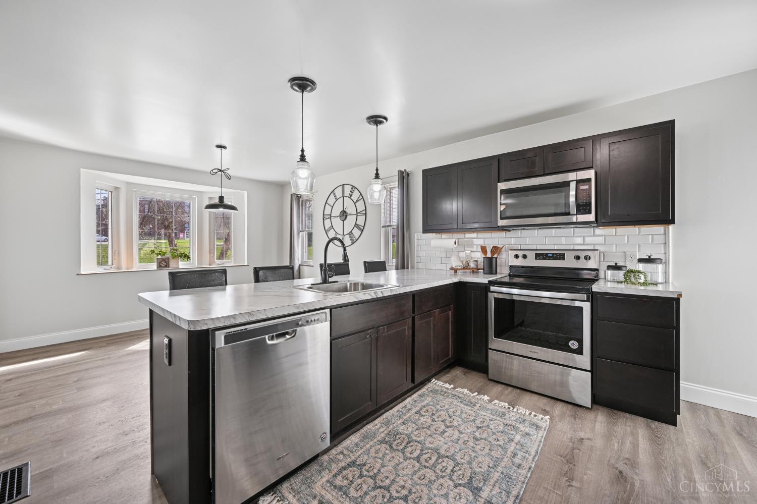 4052 Mcfarran Avenue