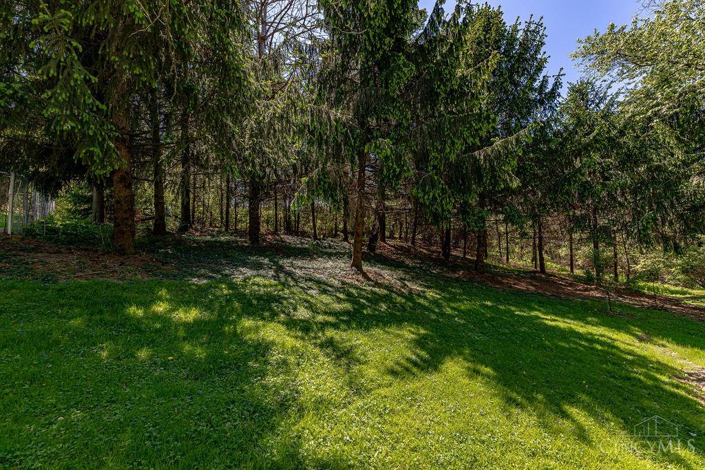 6109 Thompson Road