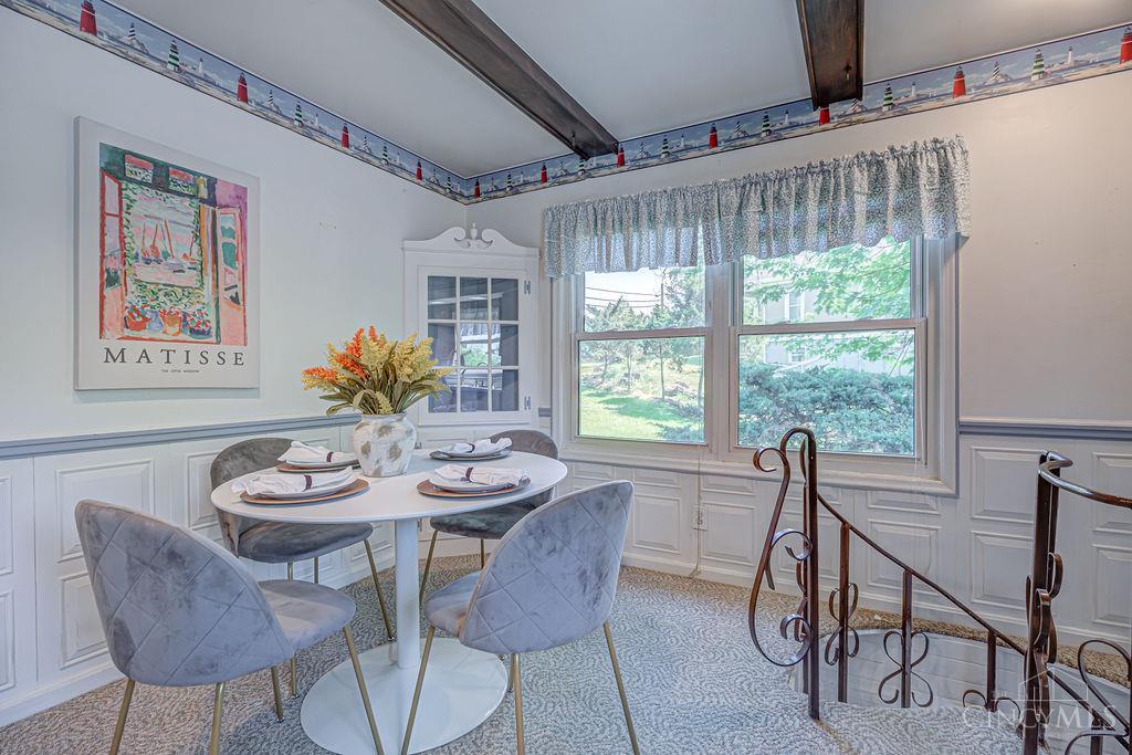 6109 Thompson Road