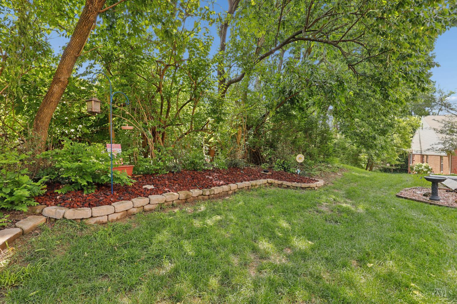 4221 Saint Andrews Place
