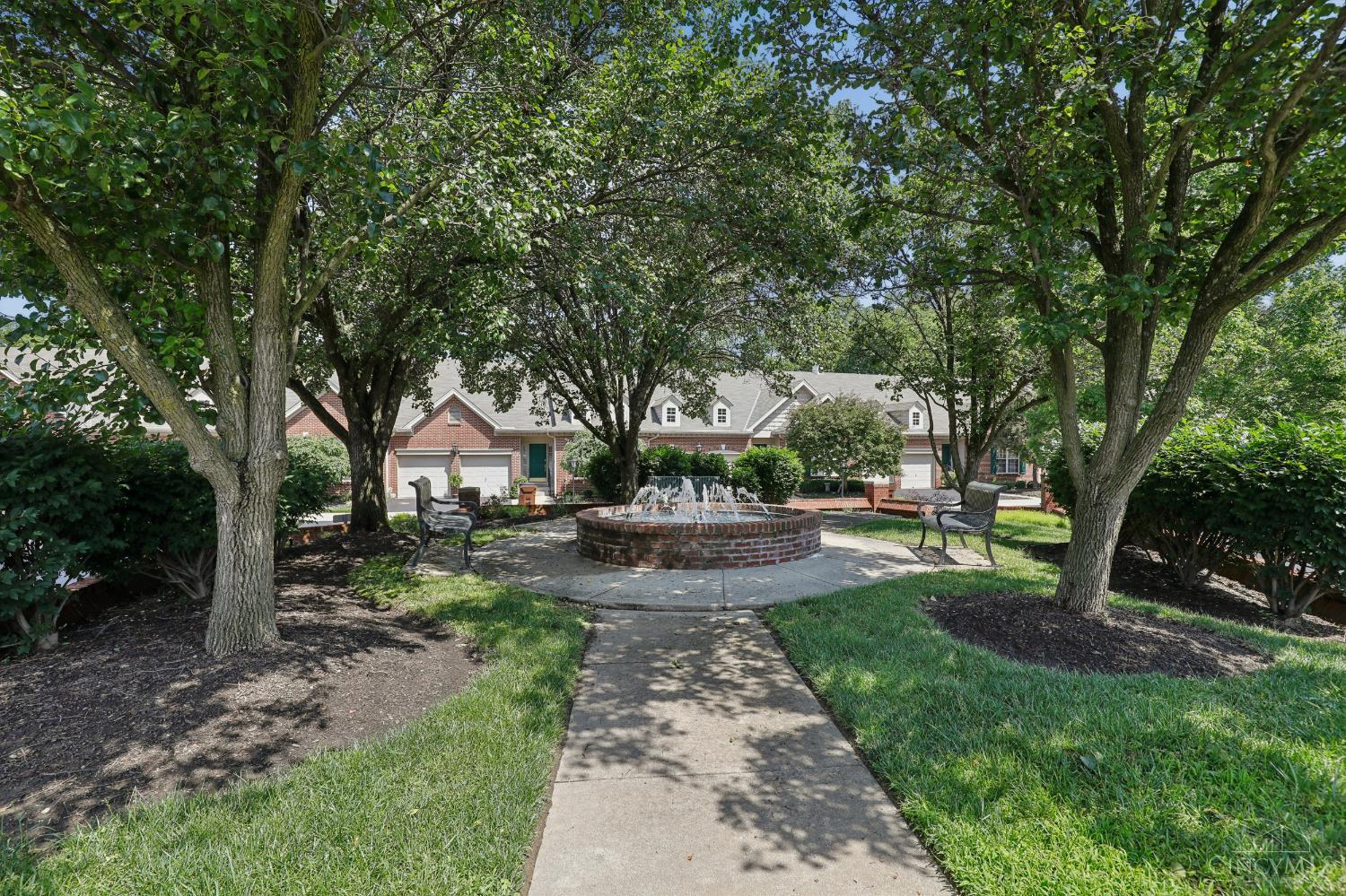 4221 Saint Andrews Place