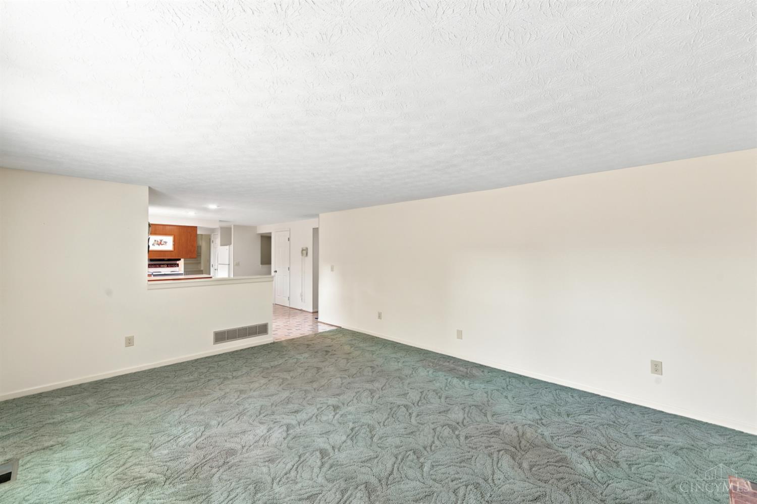 4938 Bonaventure Court
