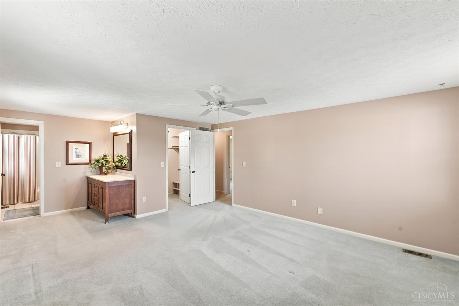 4938 Bonaventure Court