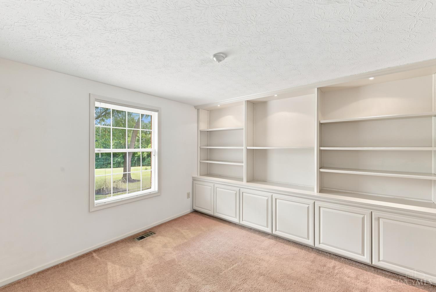 4938 Bonaventure Court