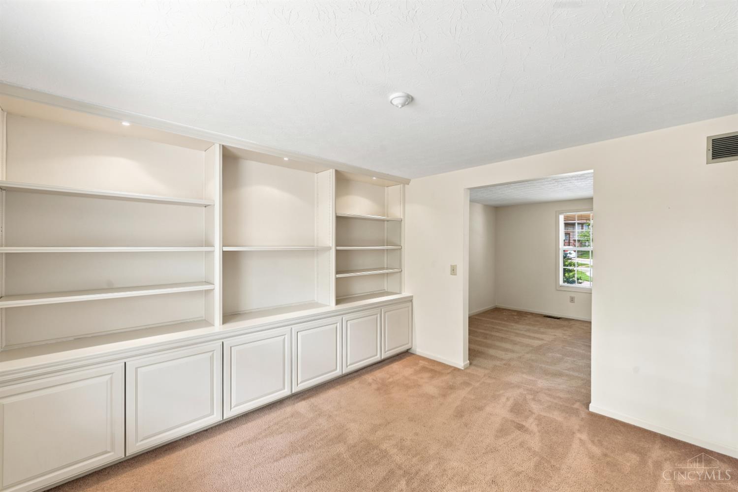 4938 Bonaventure Court