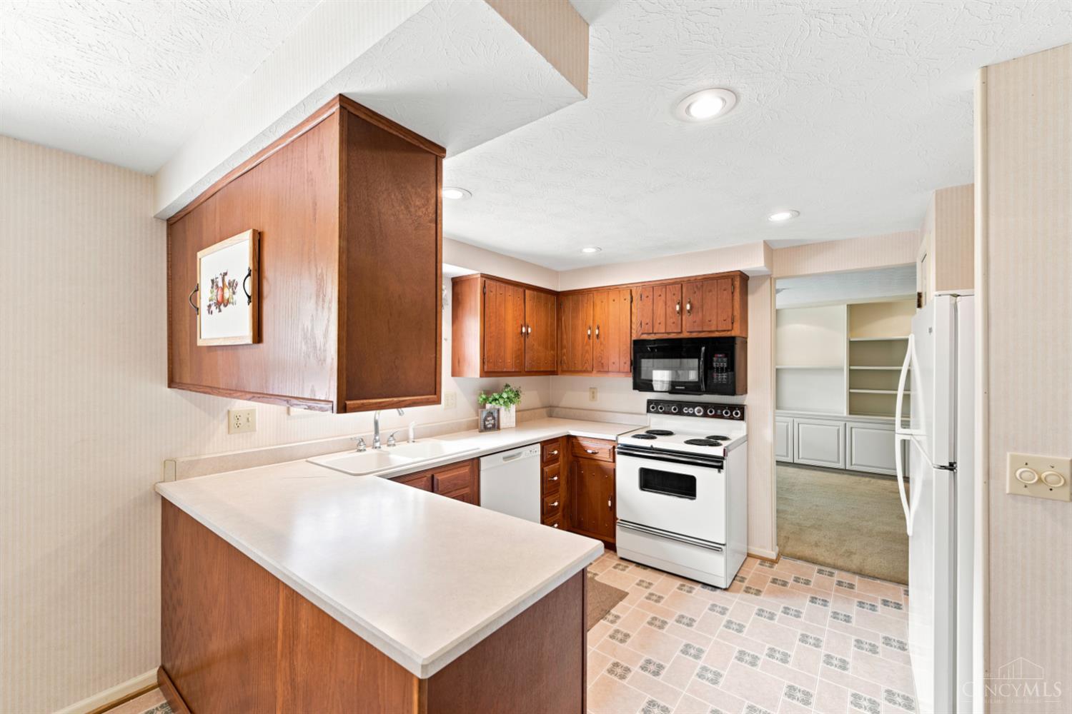4938 Bonaventure Court