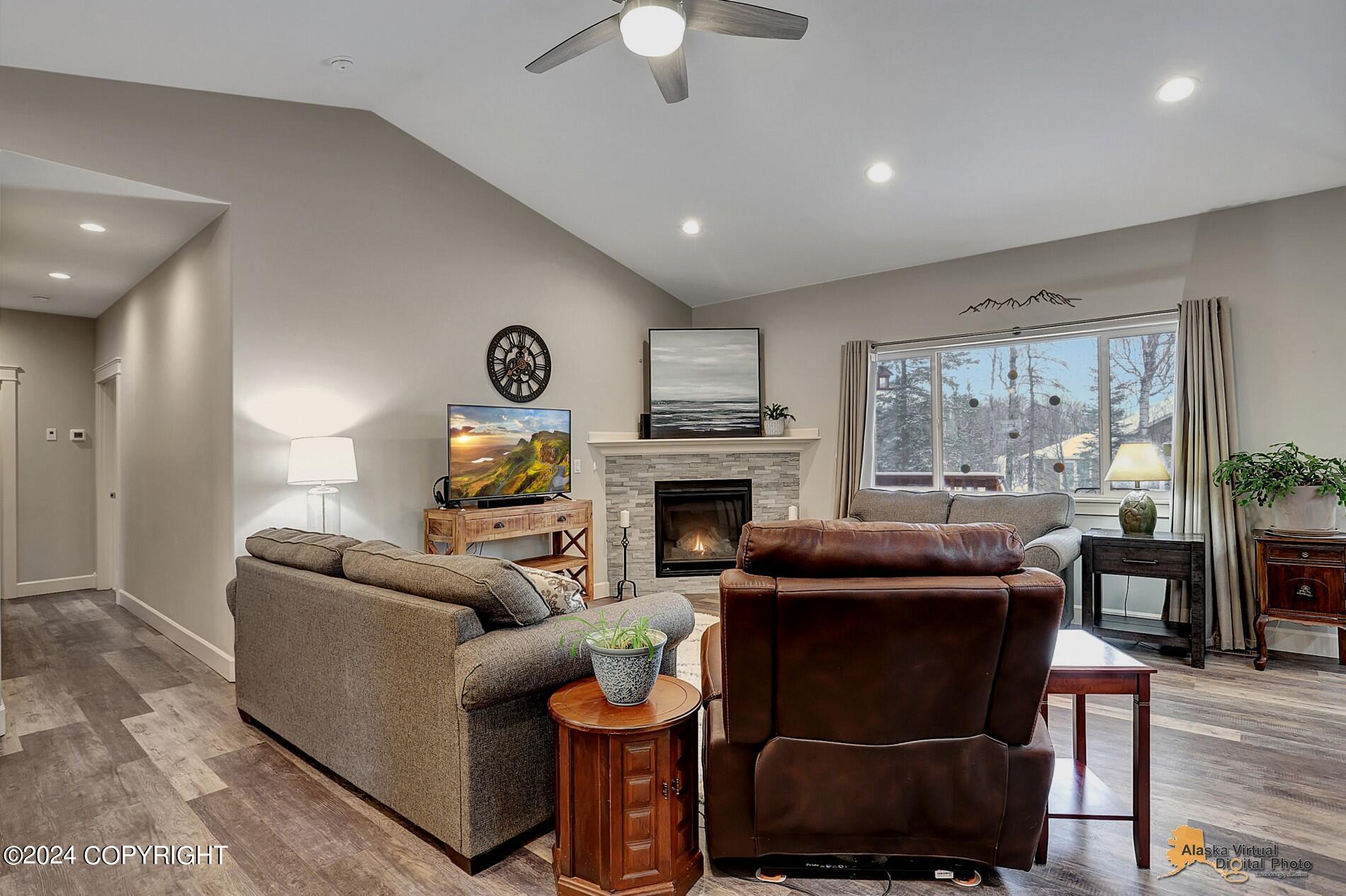 4151 N Redemption Circle