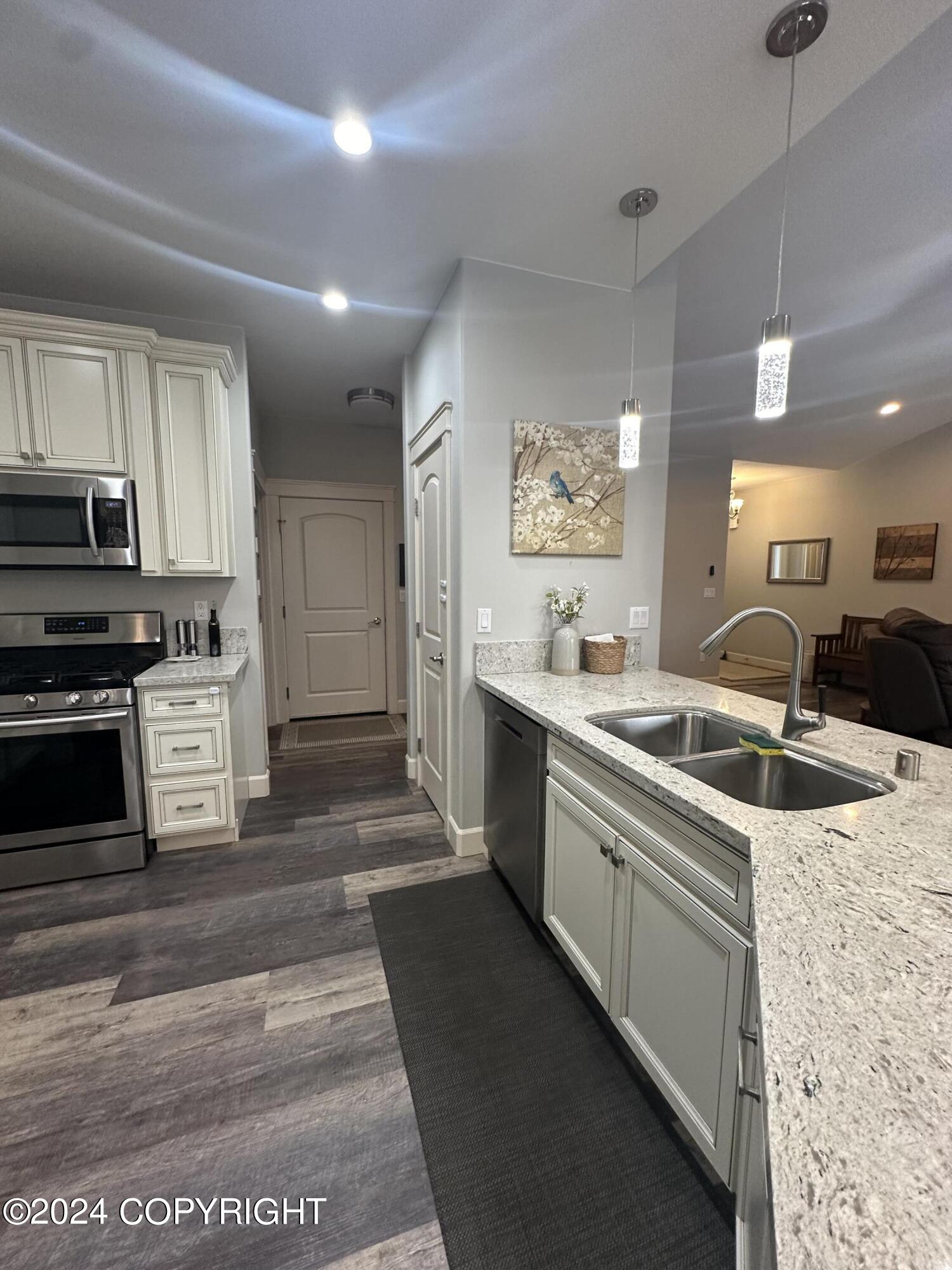 4151 N Redemption Circle
