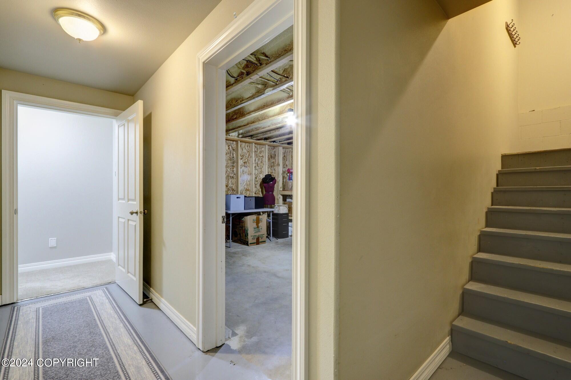 8534 W Hollywood Road