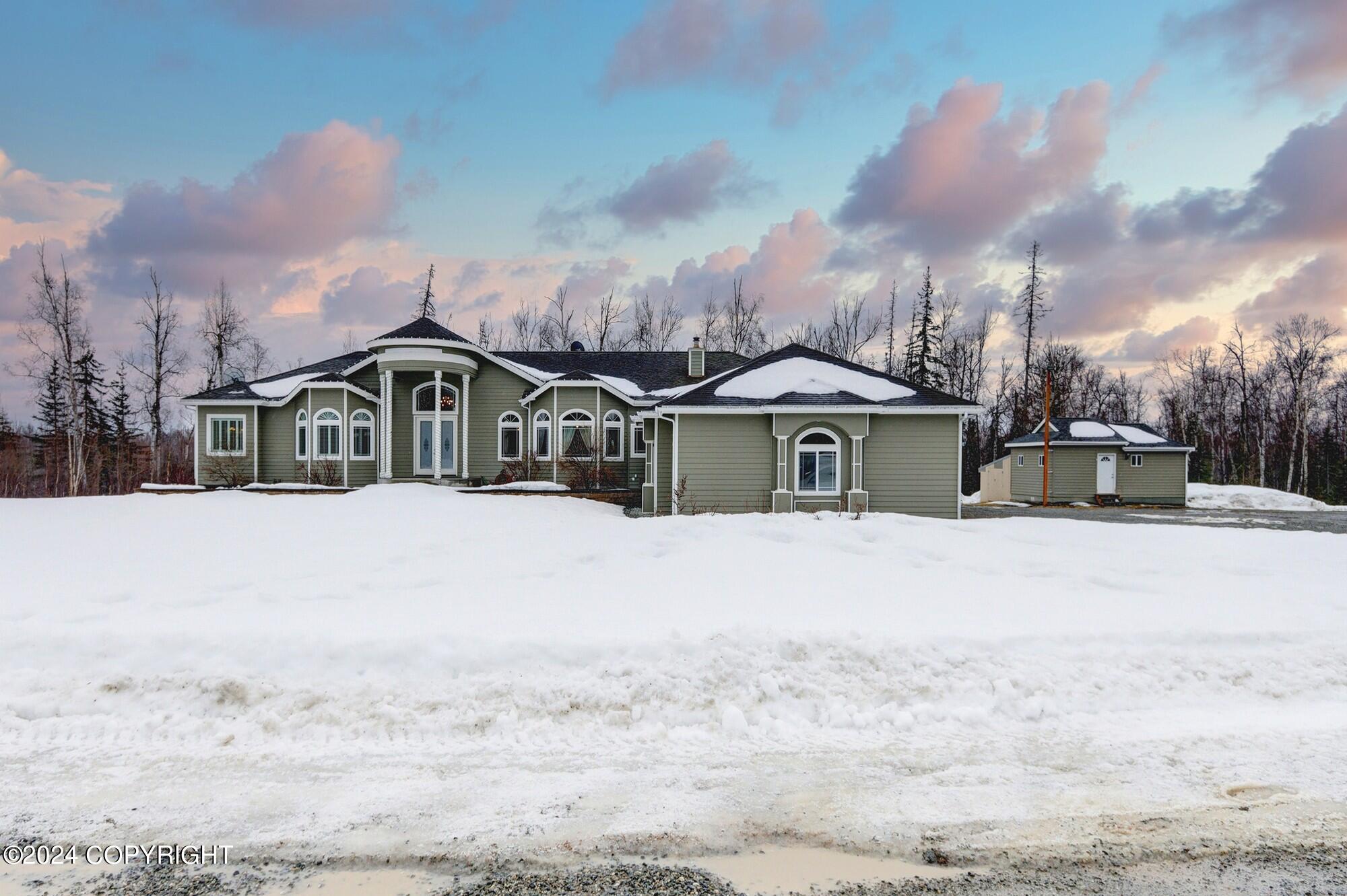 8534 W Hollywood Road