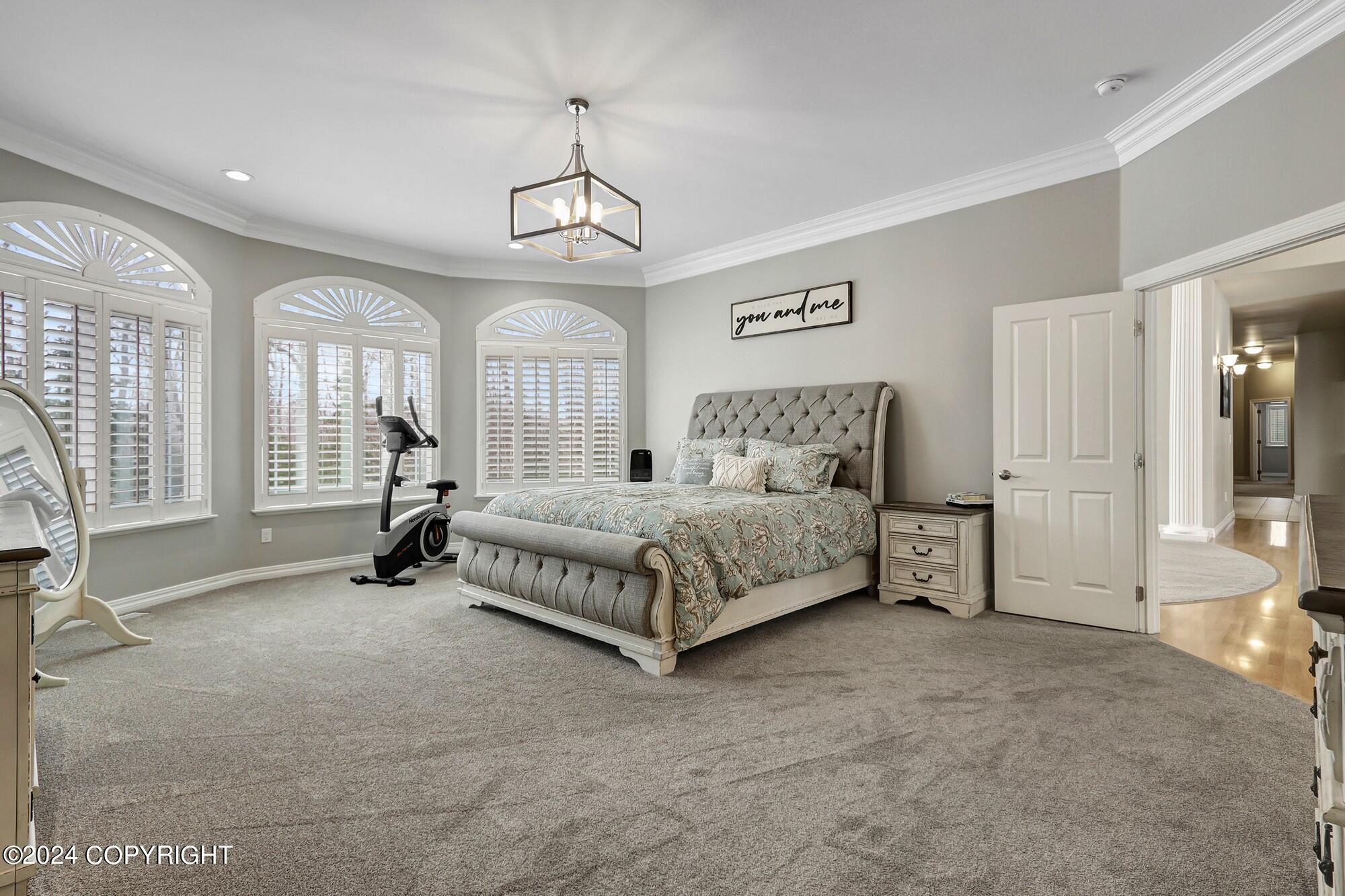 8534 W Hollywood Road