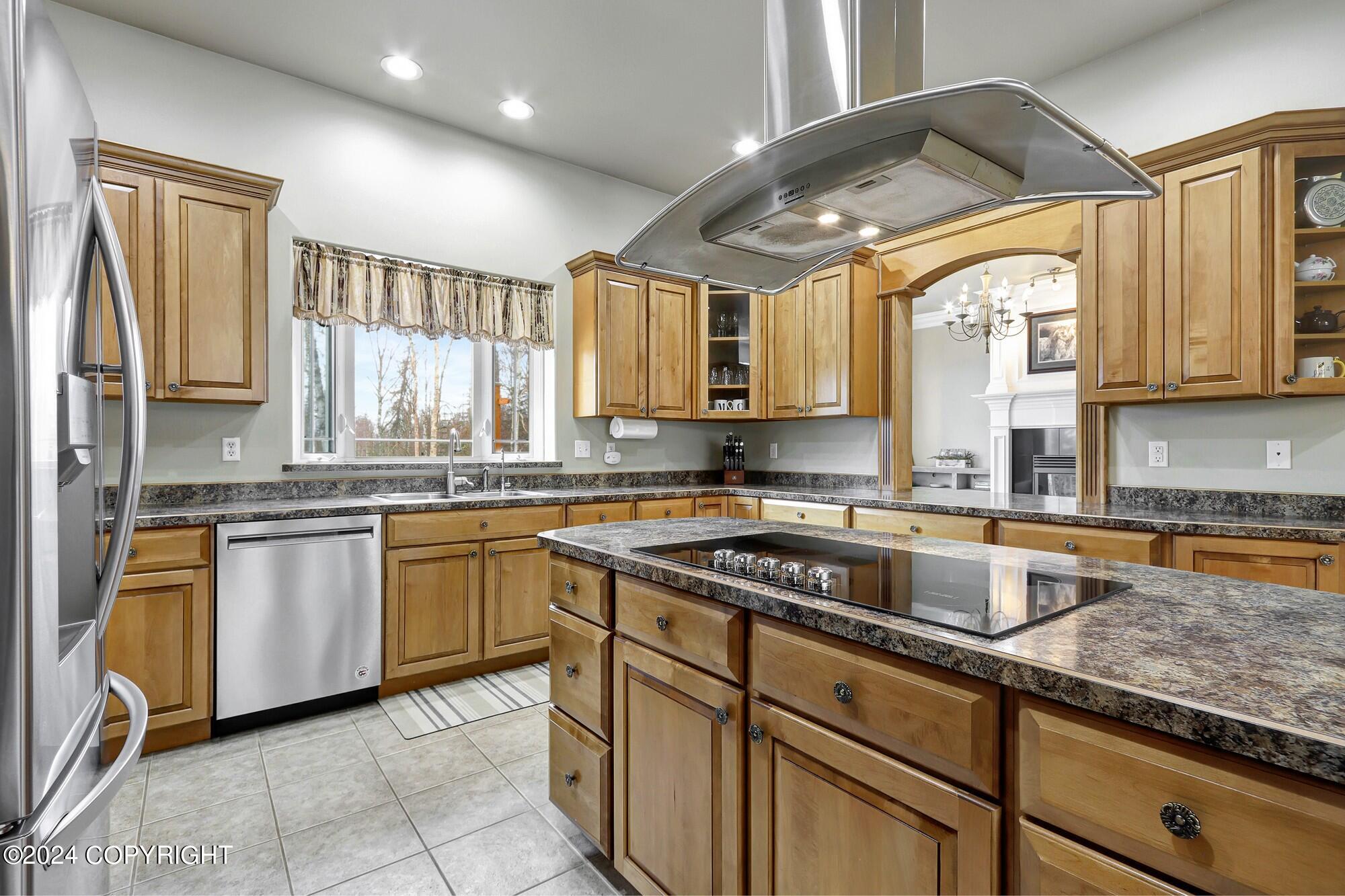 8534 W Hollywood Road