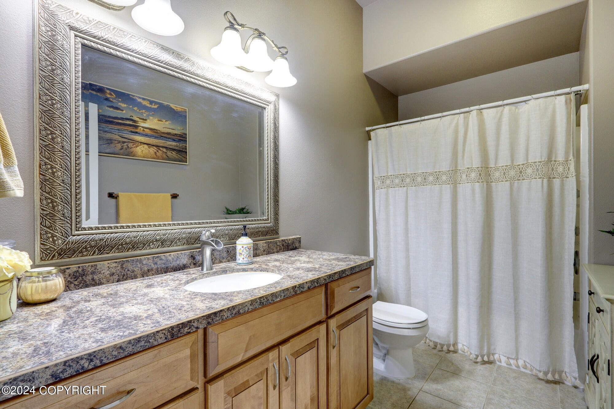 8534 W Hollywood Road