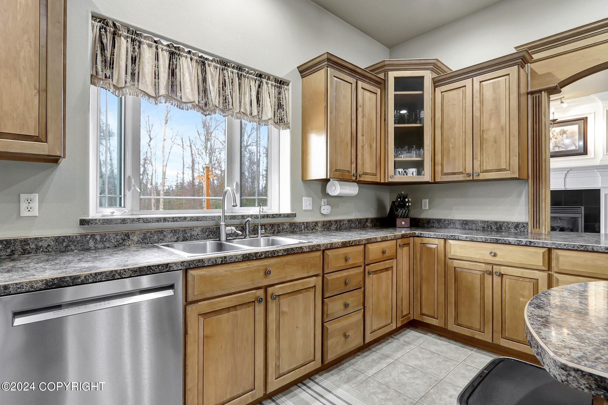 8534 W Hollywood Road