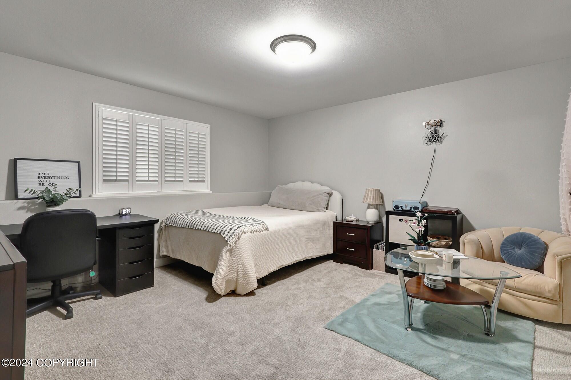 8534 W Hollywood Road