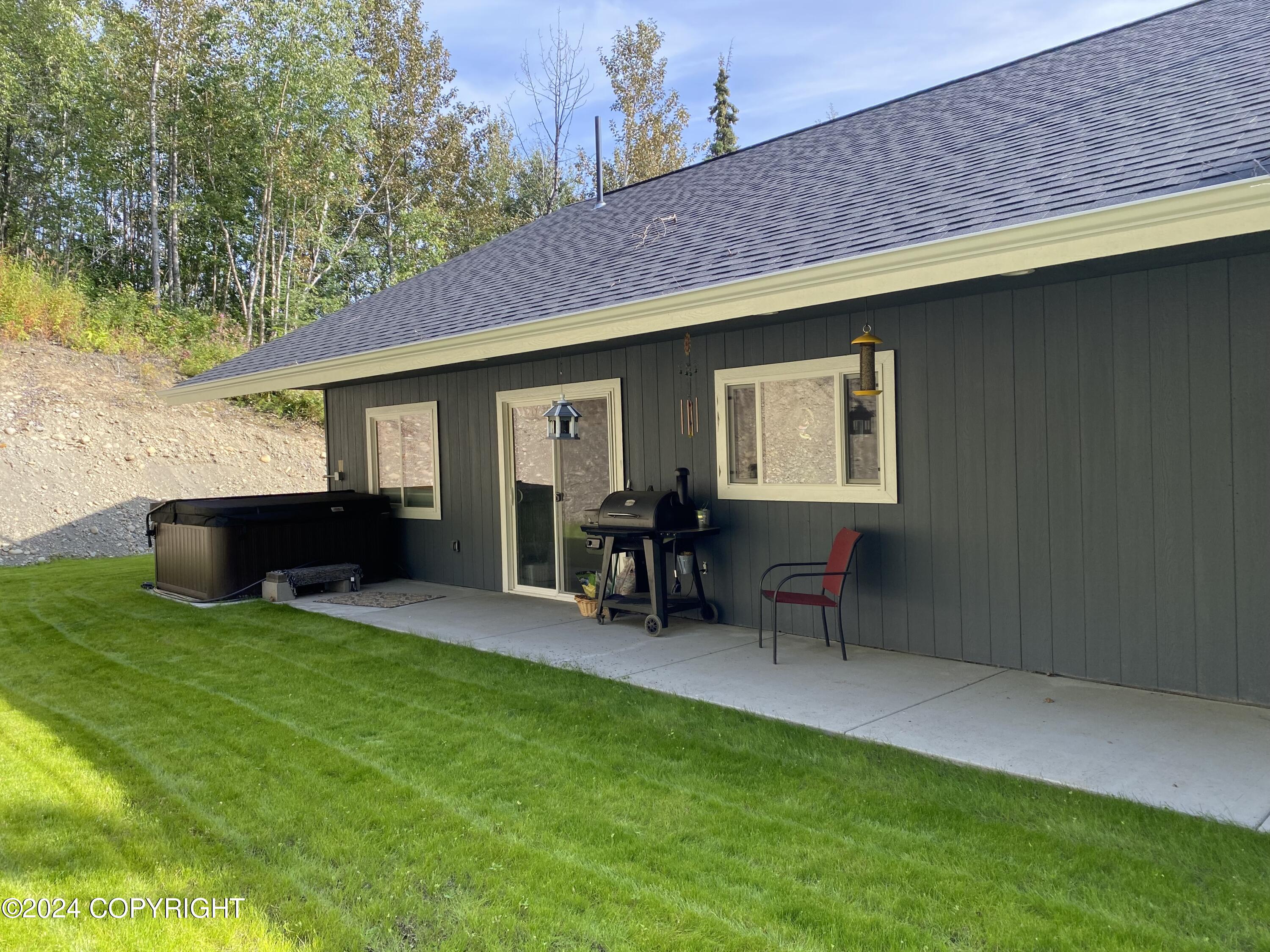 6031 E Pike Avenue