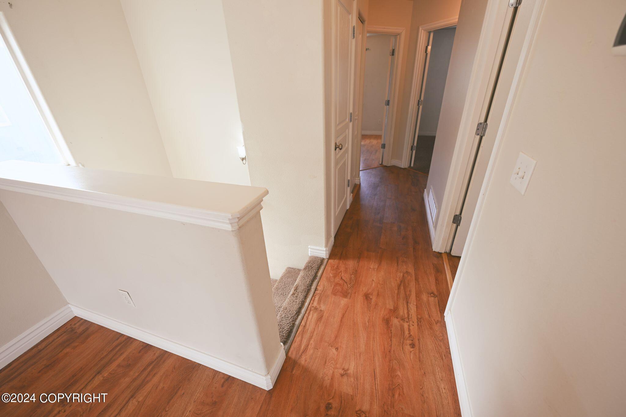 2466 Cloverwood Loop