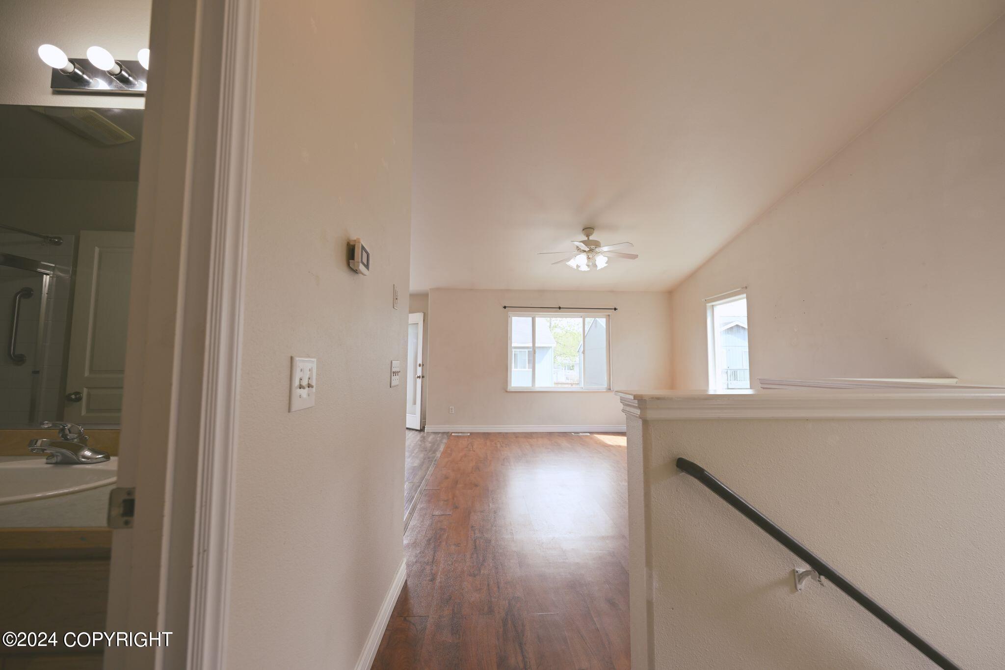 2466 Cloverwood Loop