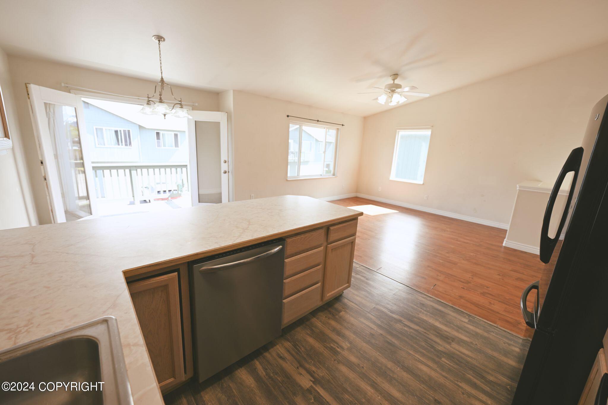 2466 Cloverwood Loop