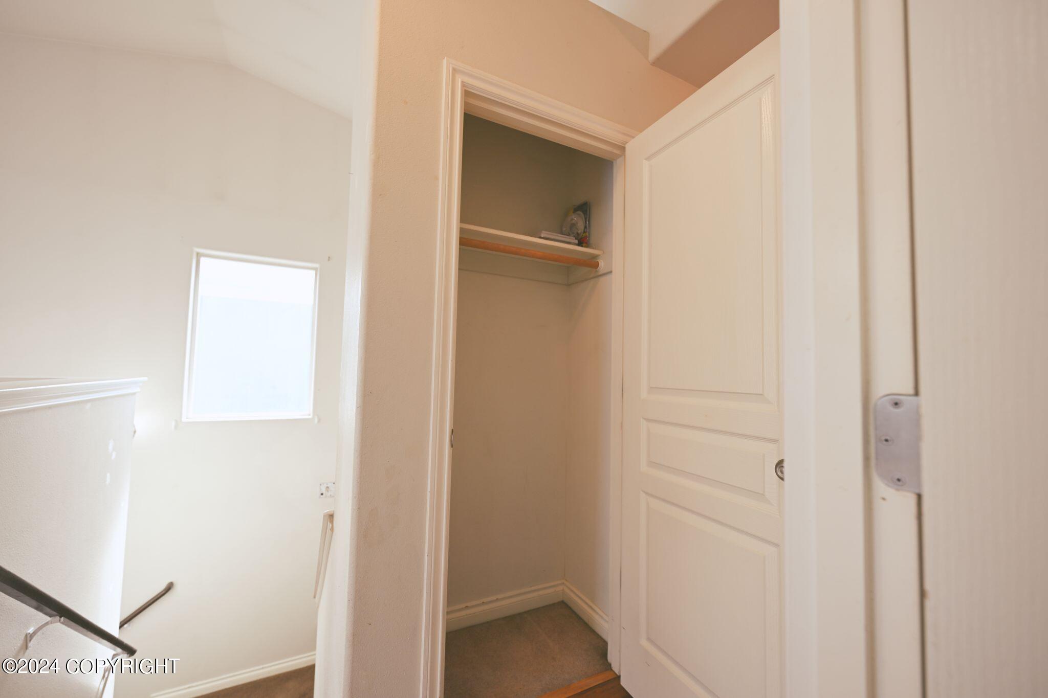 2466 Cloverwood Loop