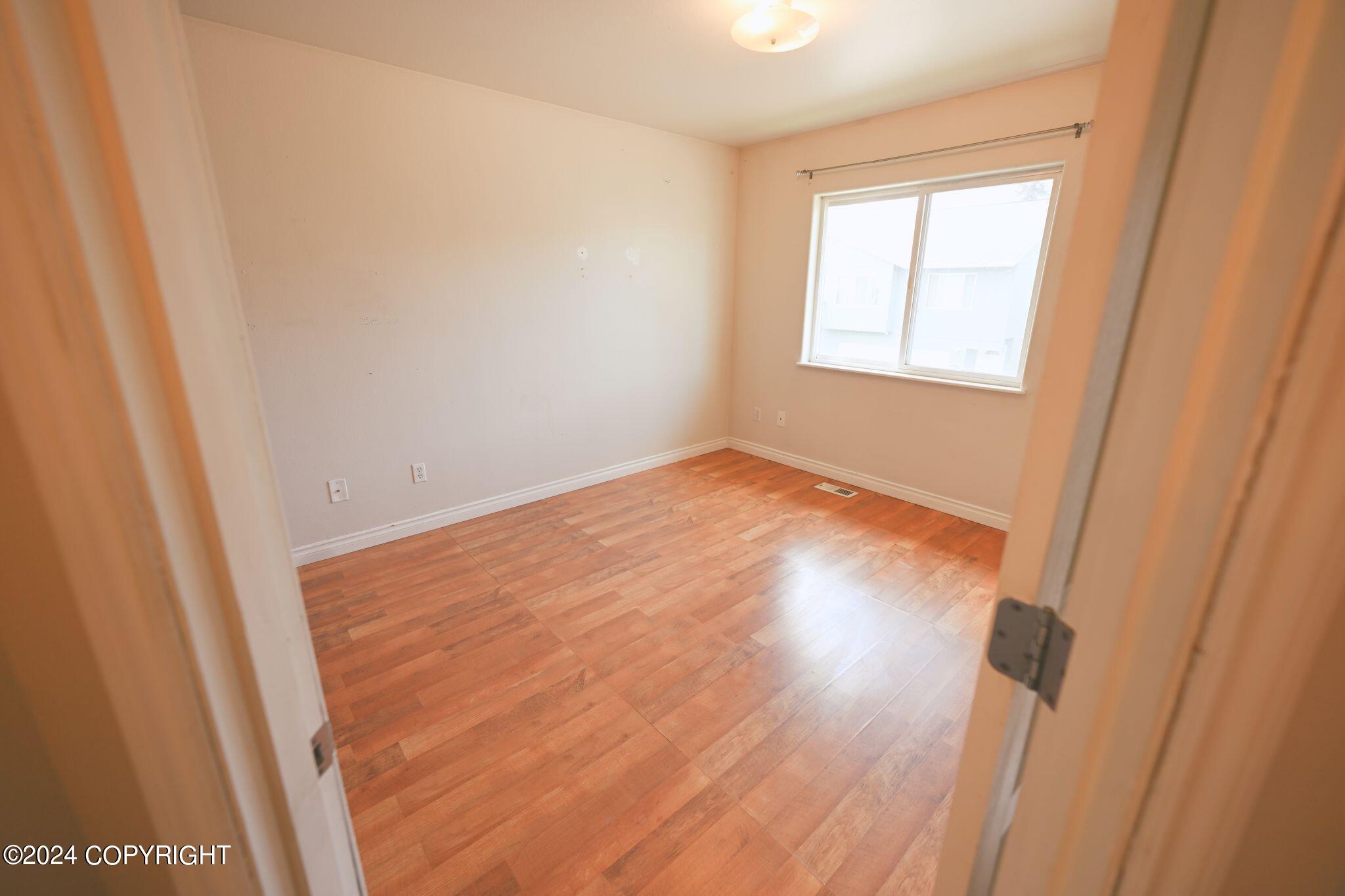 2466 Cloverwood Loop