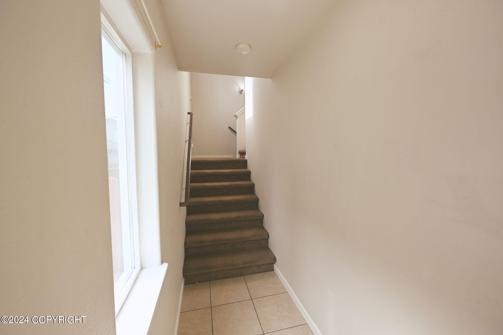 2466 Cloverwood Loop