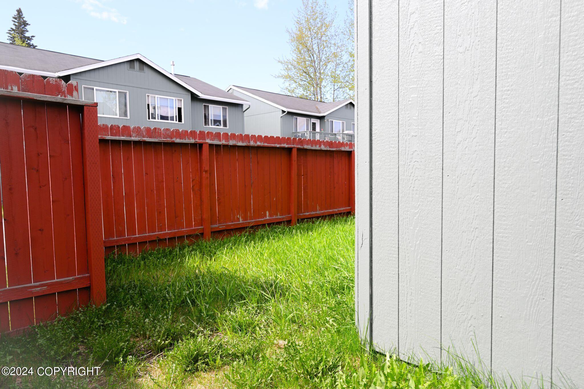 2466 Cloverwood Loop