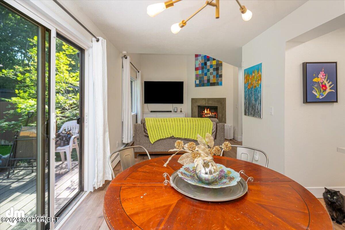 907 W 80th Avenue
