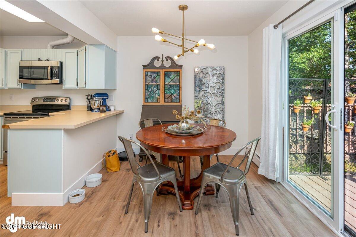 907 W 80th Avenue