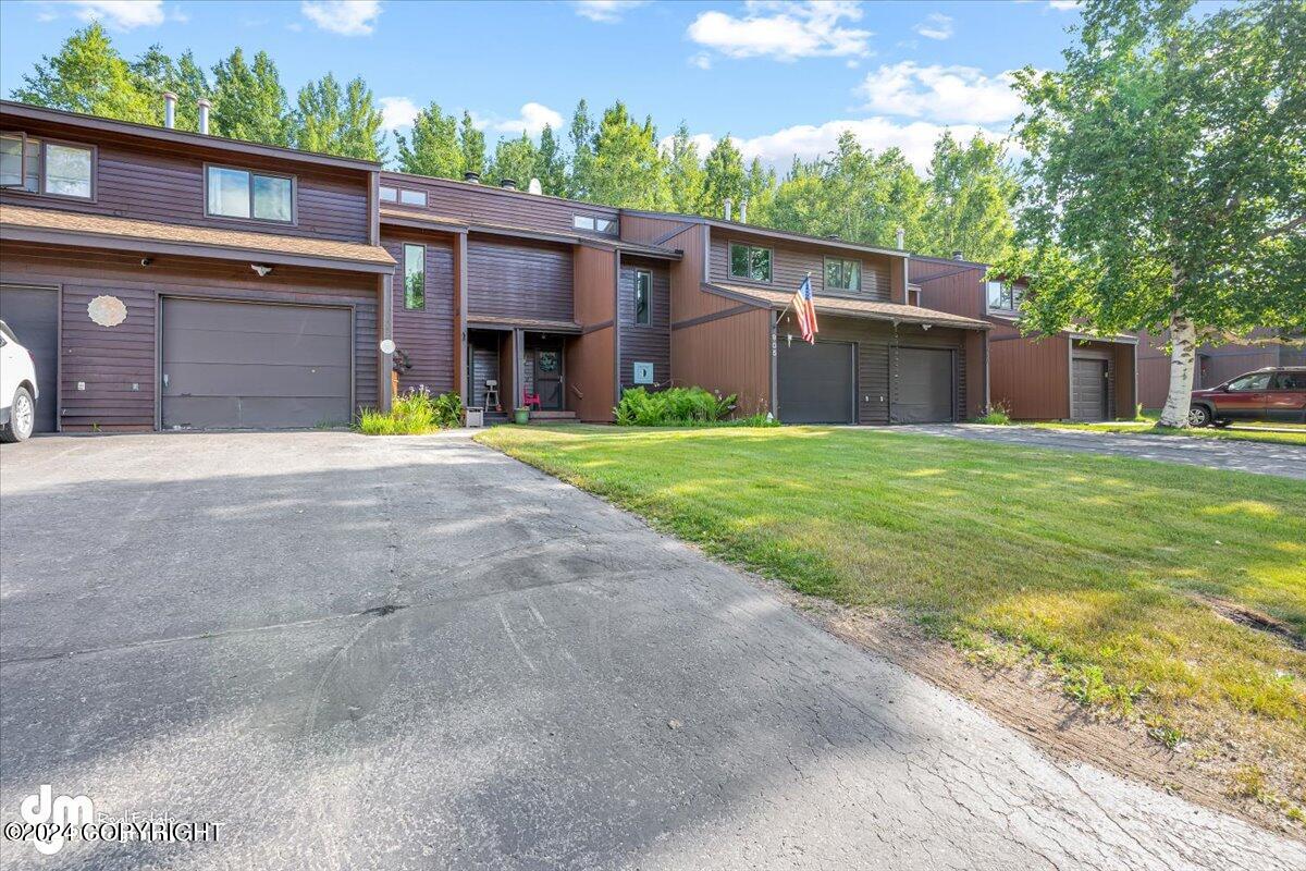 907 W 80th Avenue