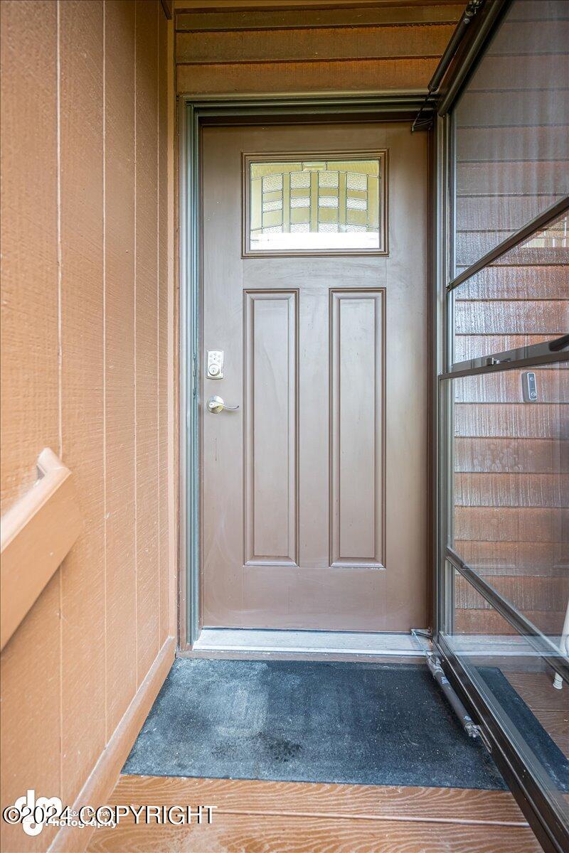 907 W 80th Avenue