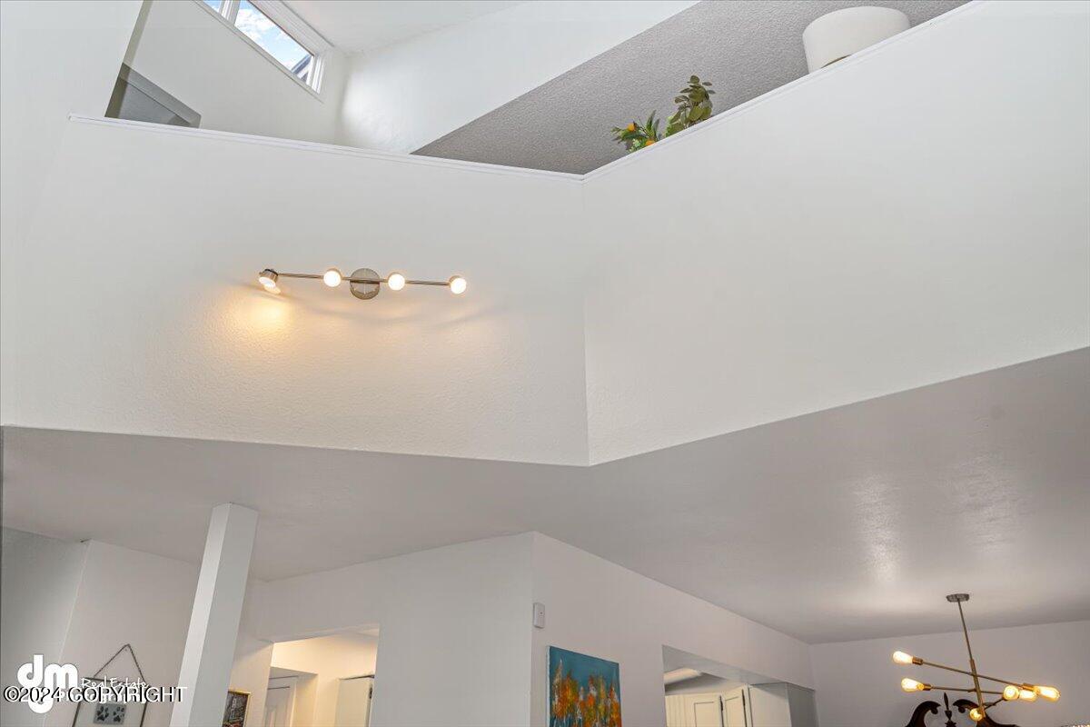907 W 80th Avenue