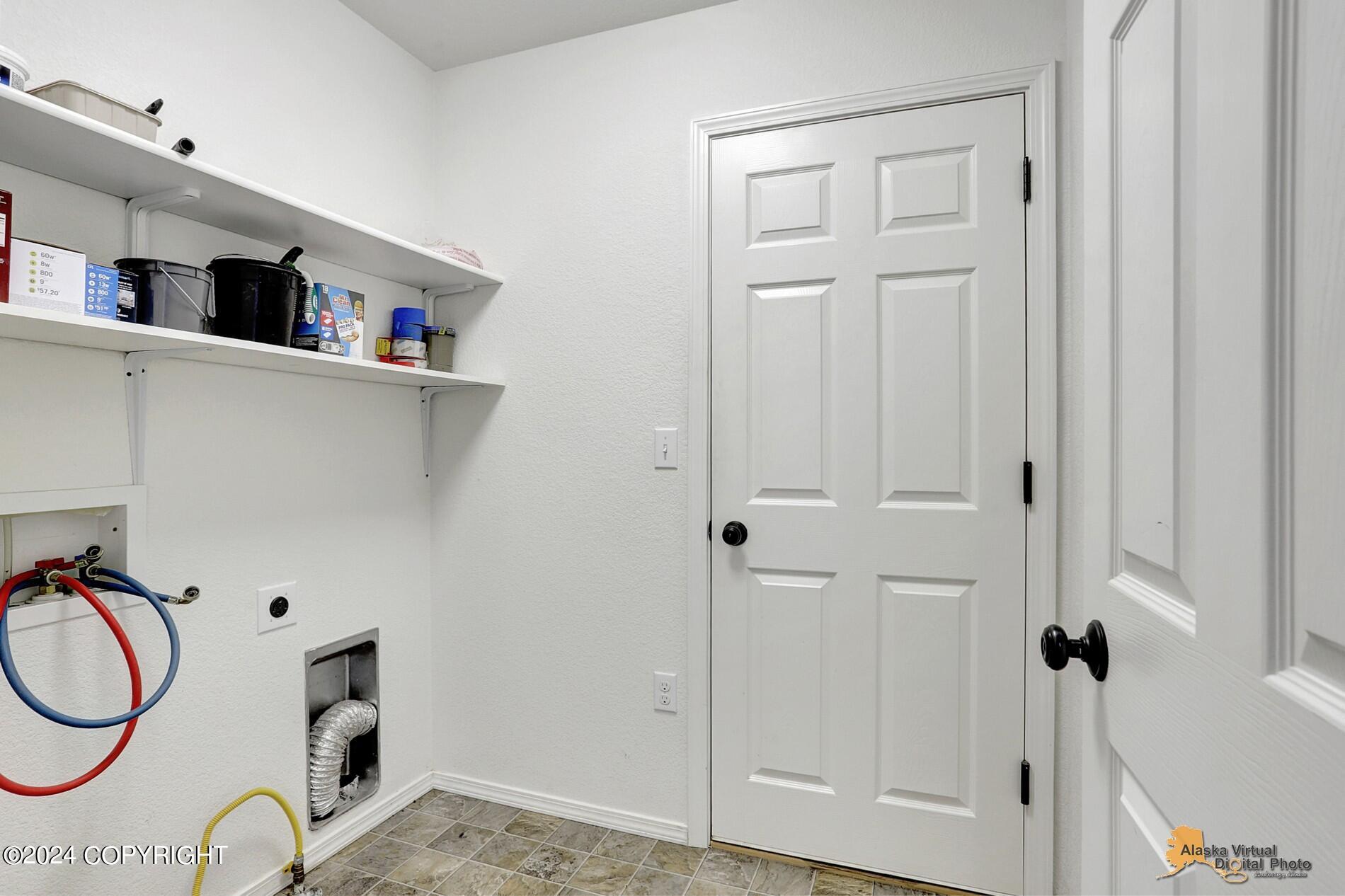 415 N Pine Ridge Loop