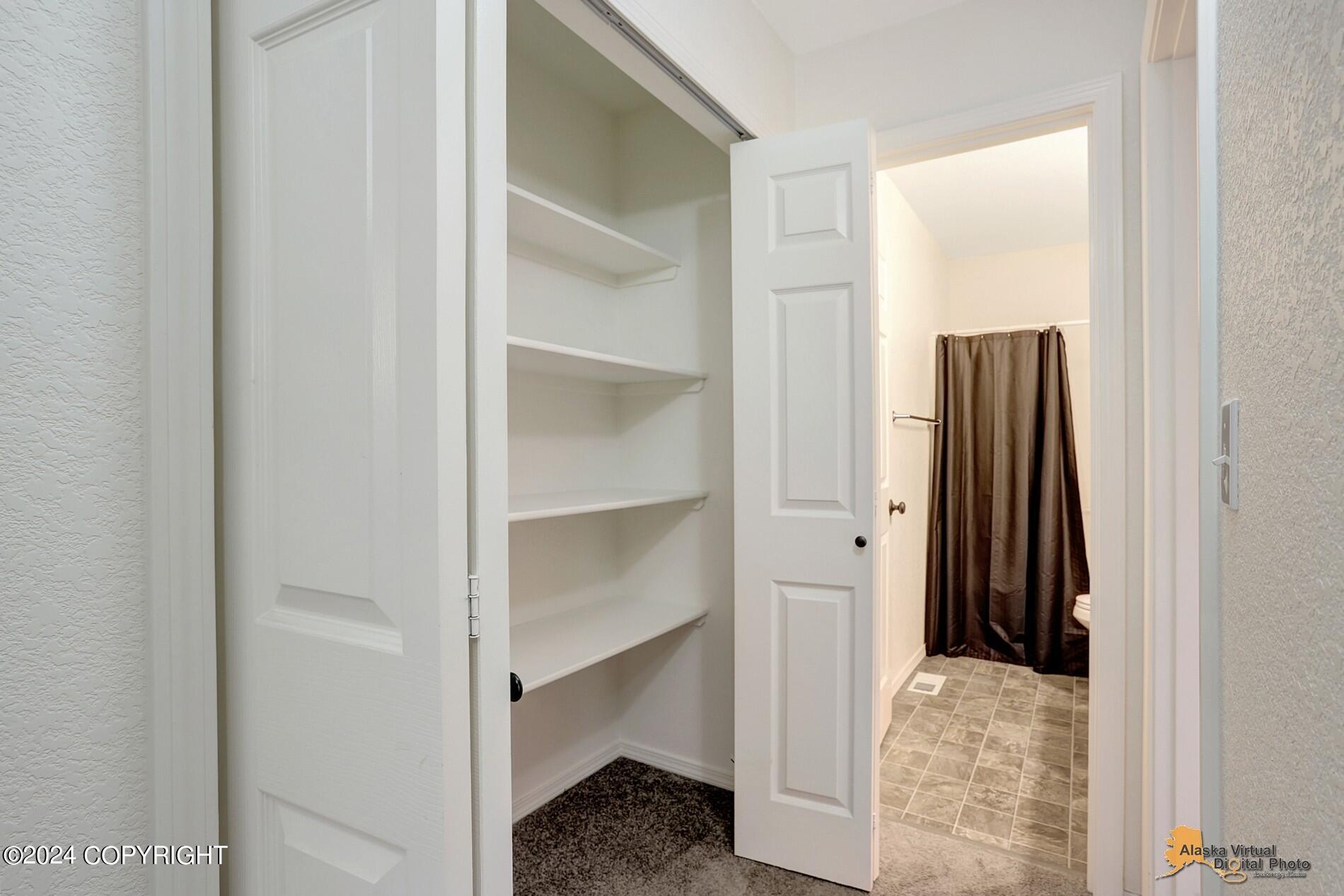 415 N Pine Ridge Loop