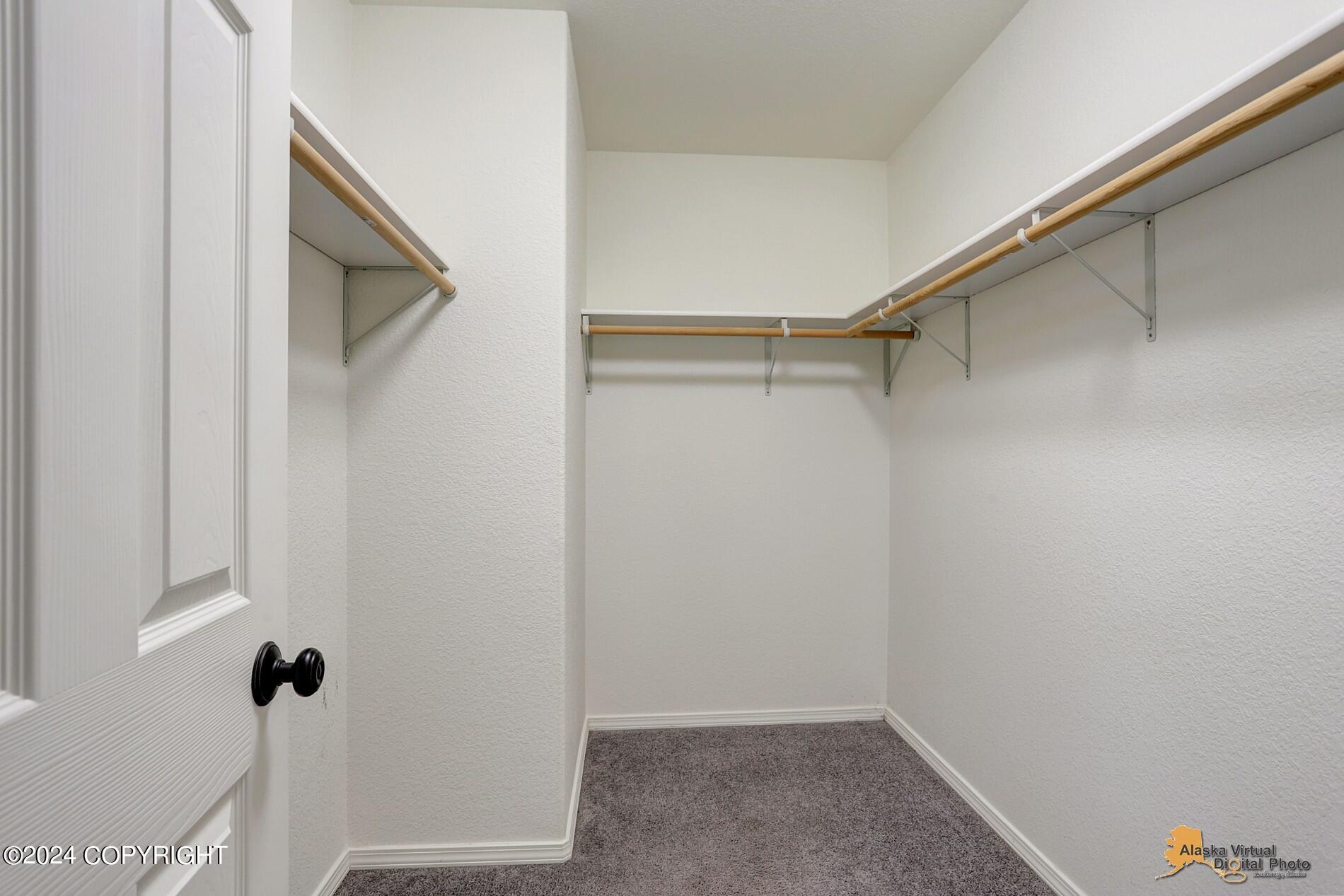 415 N Pine Ridge Loop