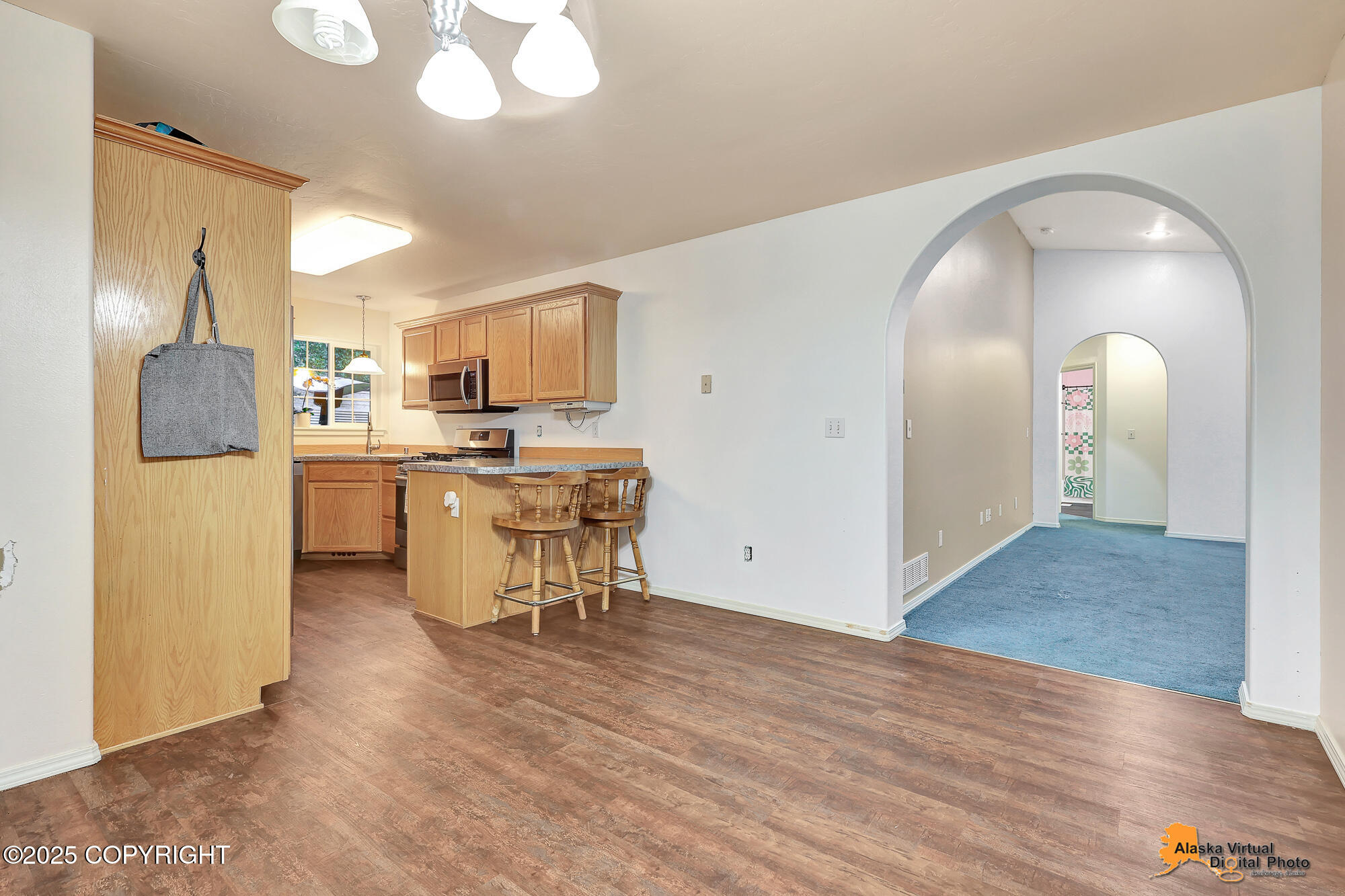 1120 W Balboa Drive