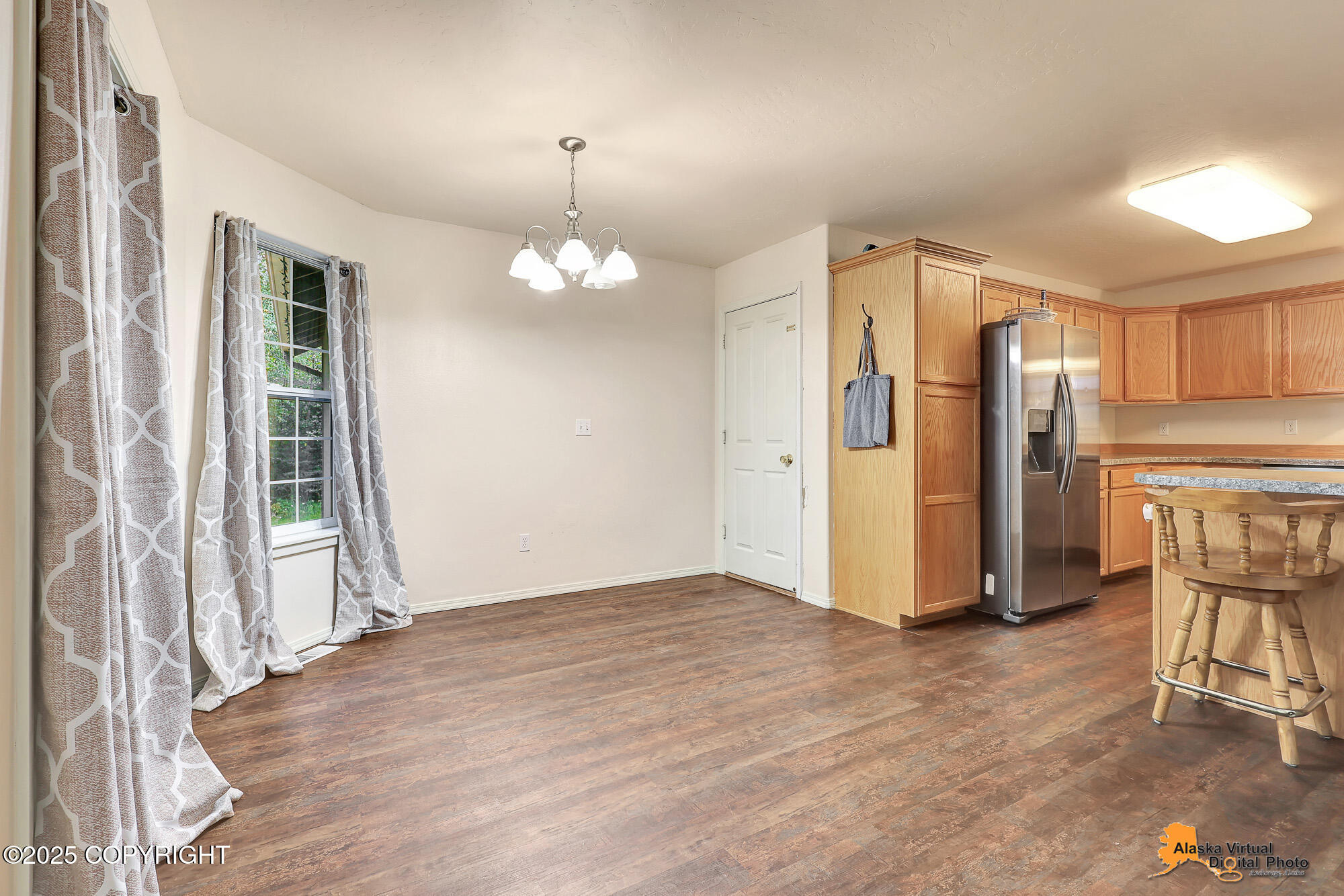 1120 W Balboa Drive