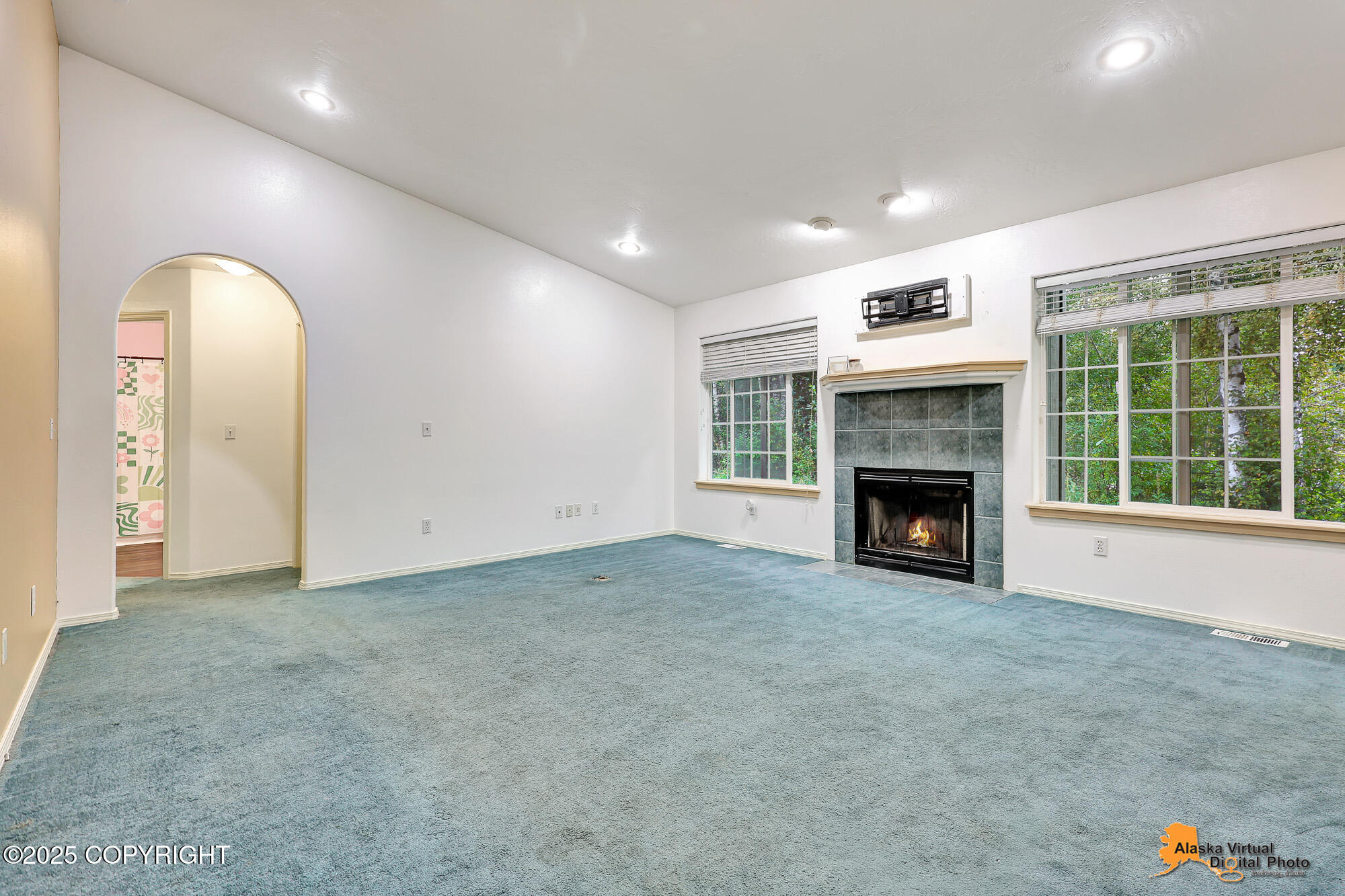 1120 W Balboa Drive
