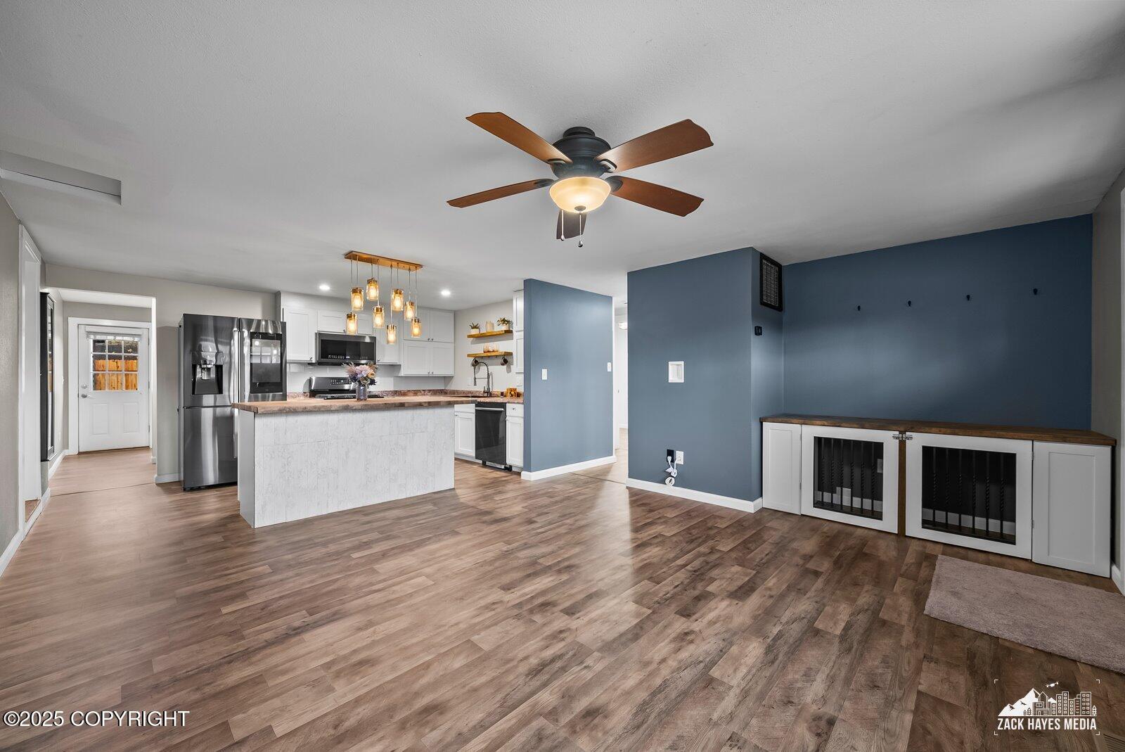 1410 Richardson Drive