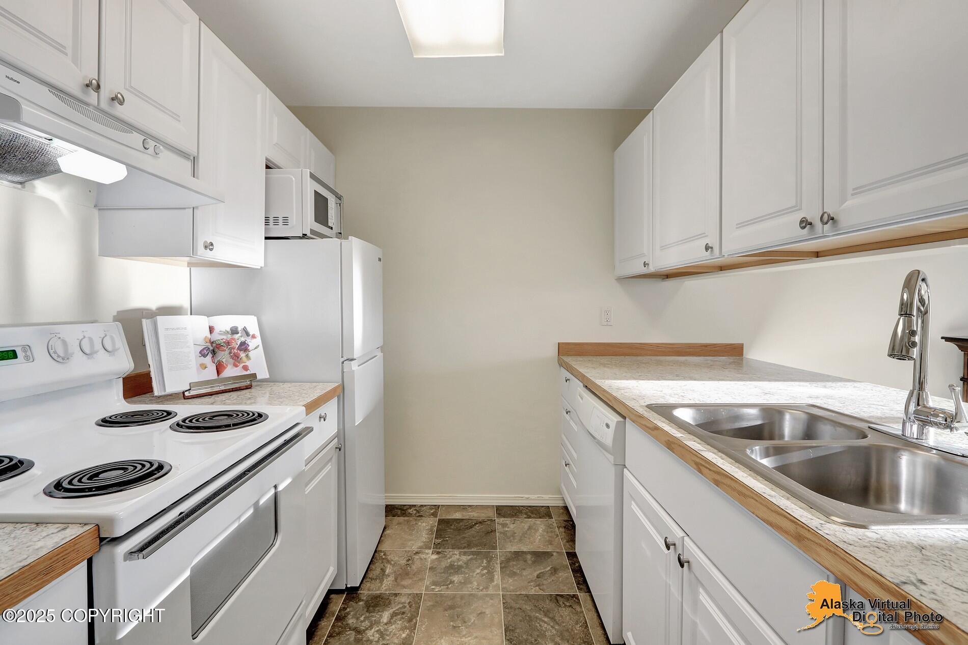 4333 San Ernesto Avenue # 207 Unit: #207