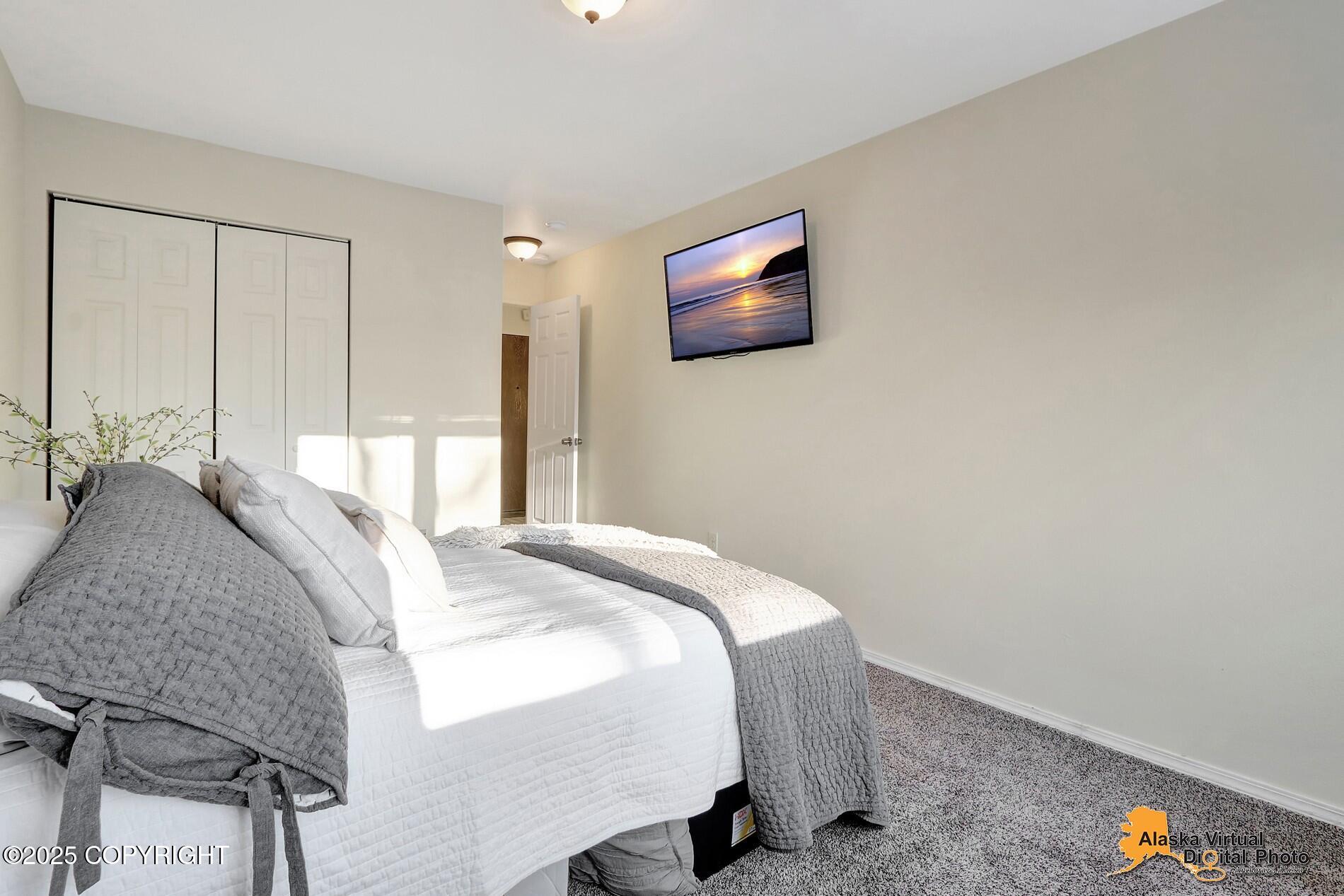 4333 San Ernesto Avenue # 207 Unit: #207