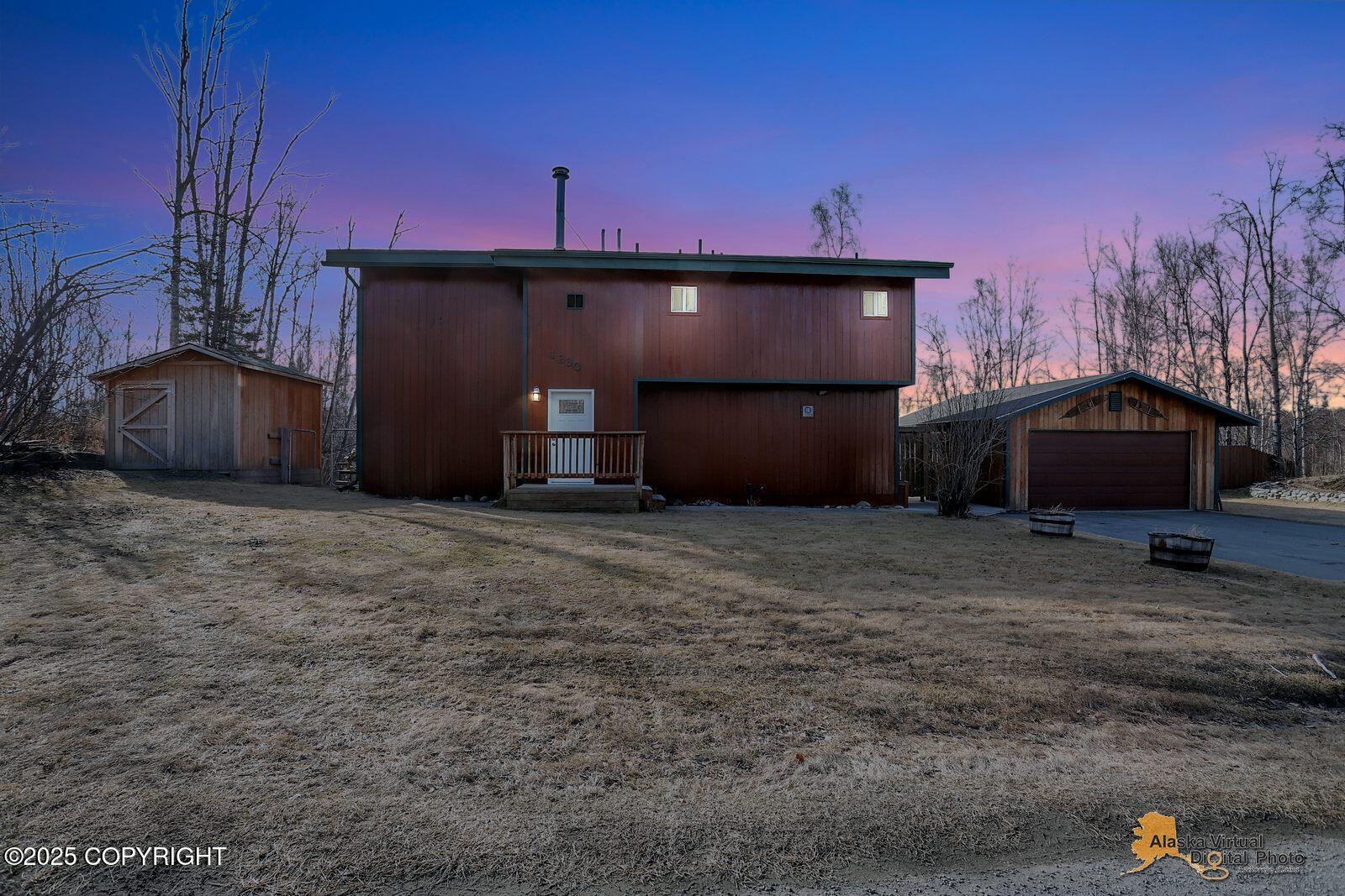 1230 W Gail Drive