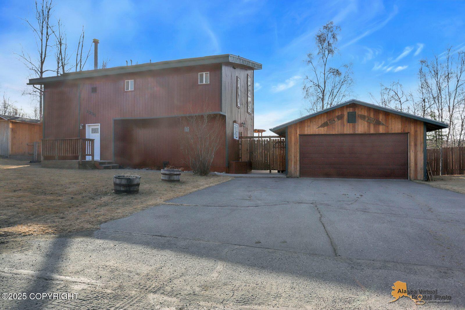 1230 W Gail Drive